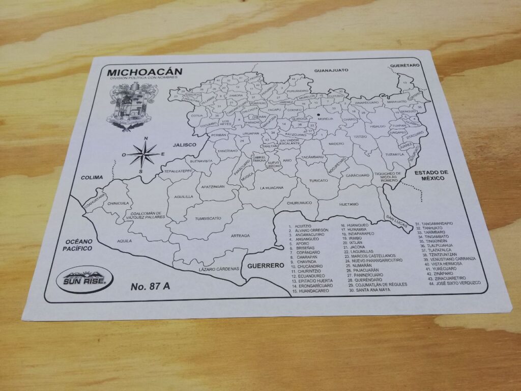 Fotografía de Mapa escolar con división política con nombres del estado de Michoacán MXN 2.00 Precio por cada mapa Dimensiones: 21.5 x 28 centímetros Categoría: Nuevo Estados disponibles: Ciudad de México, Guerrero, Guanajuato, Jalisco, México, Michoacán, Querétaro, San Luis Potosí, Tlaxcala, Veracruz y Yucatán